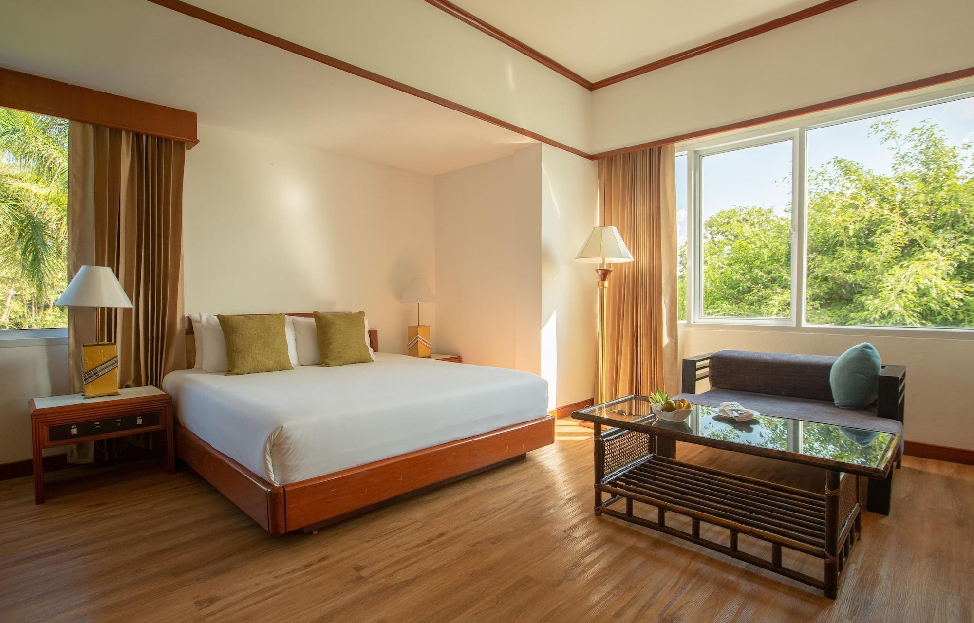 Centara Life Hotel Mae Sot Buitenkant foto